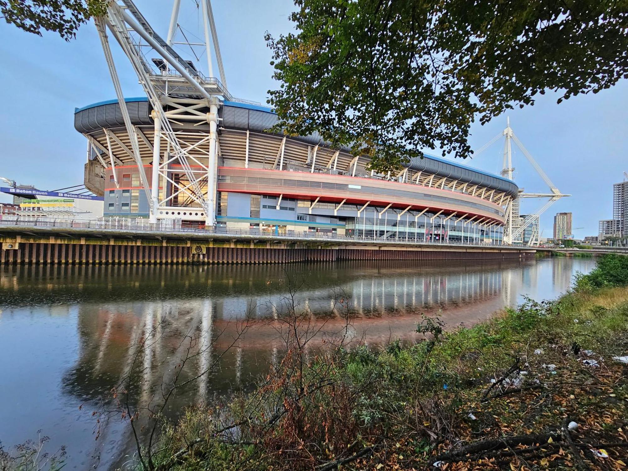 Millennium Stadium Window View! Cardiff Exterior photo